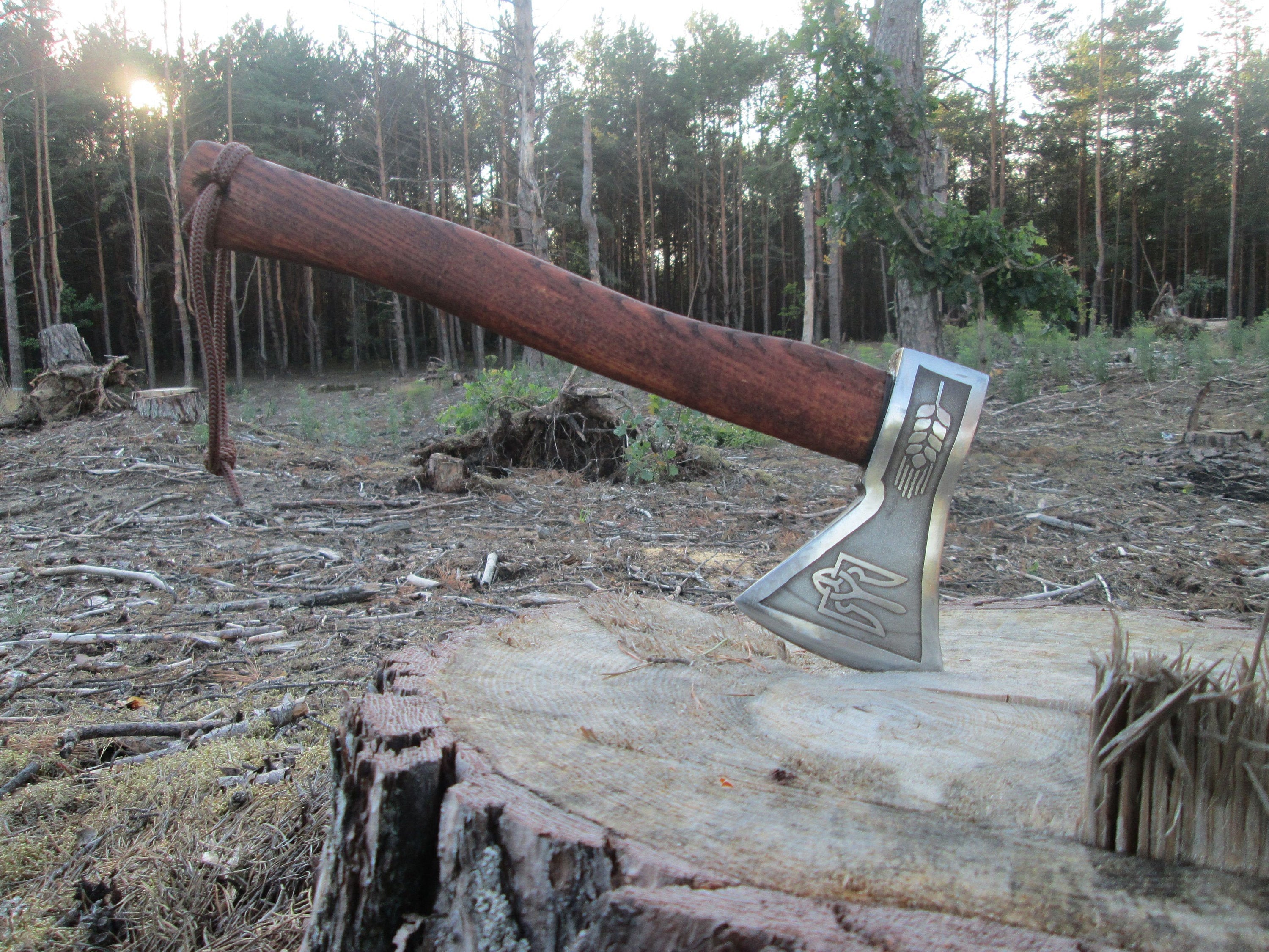 CUSTOM AXE - choose your design